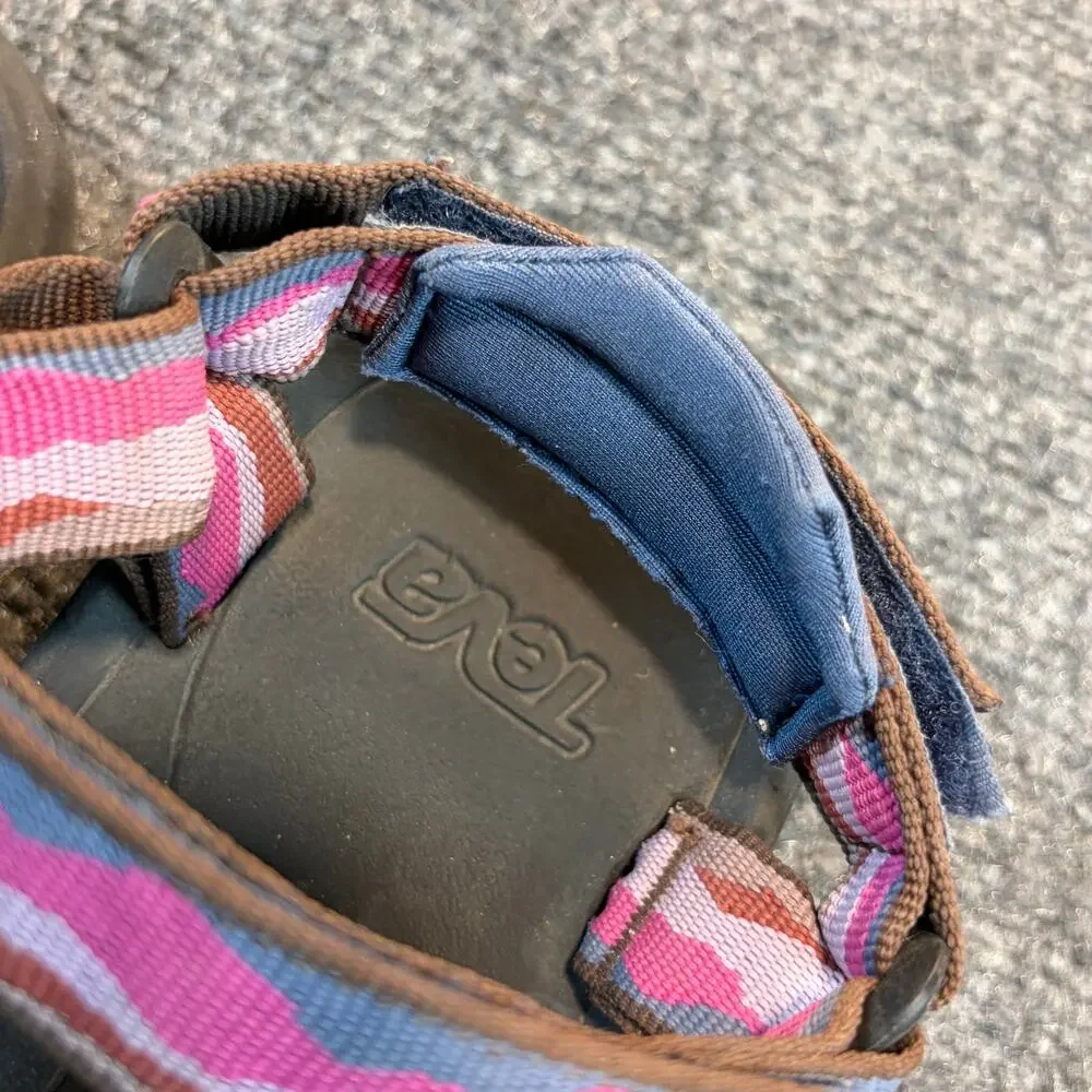Teva Hurricane XLT2 Kids Sport Sandals Pink Multicolor Hiking Water Shoes Size 4